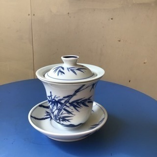 台湾の茶漉し付きの茶碗