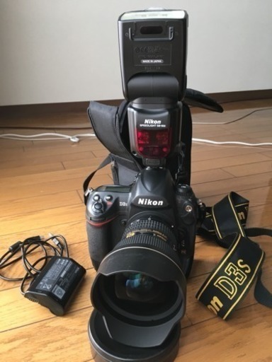 Nikon D3S美品、 新品純正電池、スピードライトSB900付き
