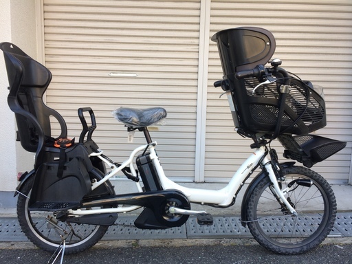 ヤマハ　キッスミニ　三人乗り　新基準　子供乗せ　8,1AH　白　ギュットミニ　アンジェリーノプティット　神戸市　電動自転車　地域限定