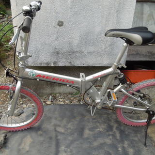 MERIDA　メリダ　折りたたみ　7段変速　20インチ