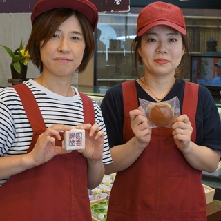 【未経験OK】  お菓子屋さんの店舗スタッフパート