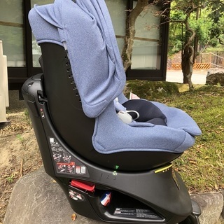 99%新品　チャイルドシート(エールべべ クルット)　15000