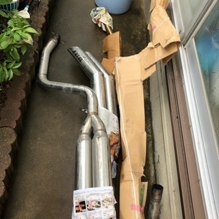 フルストレート4本跳ね上げマフラー