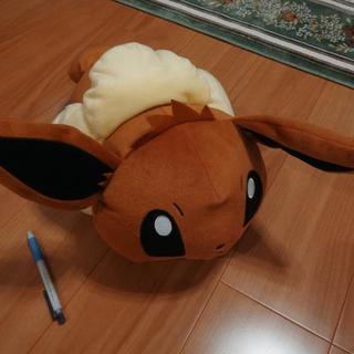 ポケットモンスター　めちゃでかぬいぐるみ　イーブイ