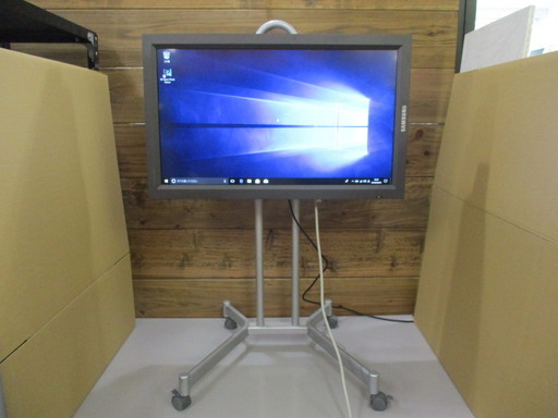 激安32型LCDモニタ スタンド付き★店舗用縦、横対応★HDMI内蔵★Samsung 320MXN
