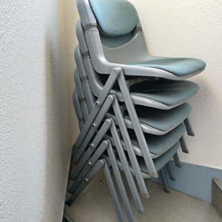 業務用会議室の椅子　5脚