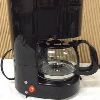 ２０１６年製造 ドリップ式 水容器一体型 コーヒーメーカー 4杯...