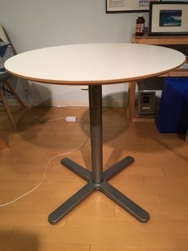 ホワイト カフェ 丸テーブル Happy 三軒茶屋のテーブルの中古あげます 譲ります ジモティーで不用品の処分 ホワイト カフェ 丸テーブル Happy 三軒茶屋のテーブルの中古あげます 譲ります ジモティーで不用品の処分