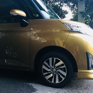 ダイハツ トール純正14インチアルミ・タイヤ