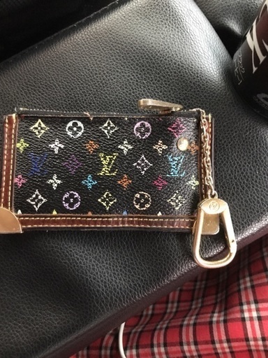 正規代理店購入ルイヴィトンマルチブラック