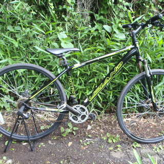   UPLANDのクロスバイク　中古自転車　180