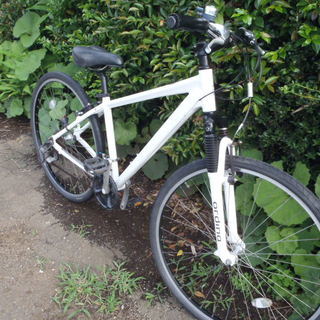 ブリヂストンordinaのクロスバイク　中古自転車　181