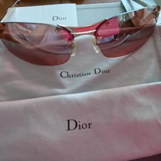 Diorのサングラス