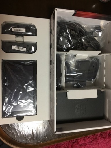 【美品】ニンテンドースイッチ本体＋スプラトゥーン2＋純正本体ケース