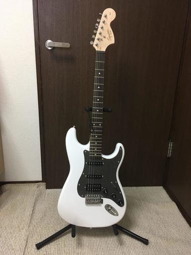 値下げ エレキギター ストラト　Squier Affinity Stratocaster HSS