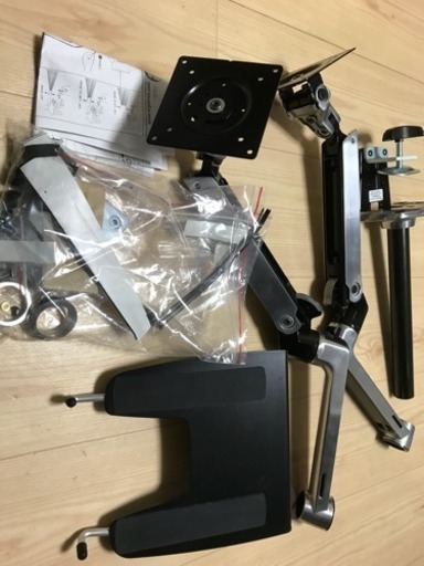 デュアルモニタ用 ergotron LX Dual Desk Mount Arm