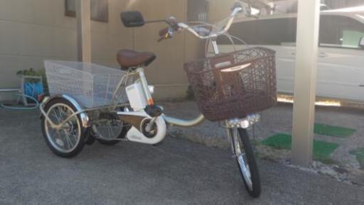 【値下交渉歓迎(^^)】パナソニック製　電動アシスタント三輪車
