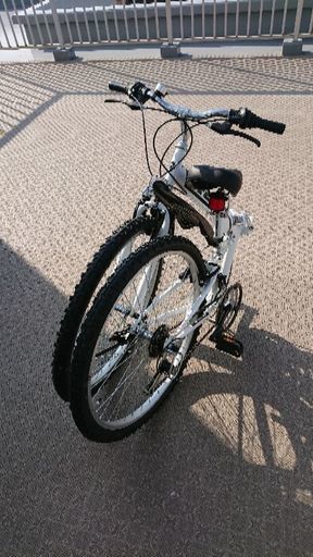 26インチの折りたたみ自転車です。