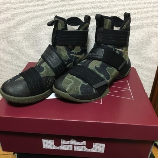 本日引取1000円引 超美品 Nike ソルジャー 10 レブロン 28cm Ep カモフラージュ 迷彩 バッシュ ガブリエル 希望ヶ丘のスポーツの中古あげます 譲ります ジモティーで不用品の処分