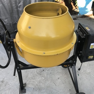 【程度良し】コンクリートミキサー★大容量125L★100V★引き取りのみ