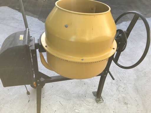 程度良し】コンクリートミキサー☆大容量125L☆100V☆引き取りのみ  
