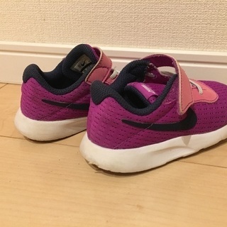 Nike 14センチ パープルスニーカー Twcv 片倉町のキッズ用品 子供用シューズ の中古あげます 譲ります ジモティーで不用品の処分