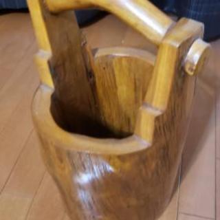 【終了】アジアン　天然木彫りの桶　傘立て