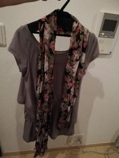 Black By Moussyブラックバイマウジーセットトップスワンピース花柄スカーフ 南 曙橋のワンピース の中古 古着あげます 譲ります ジモティーで不用品の処分