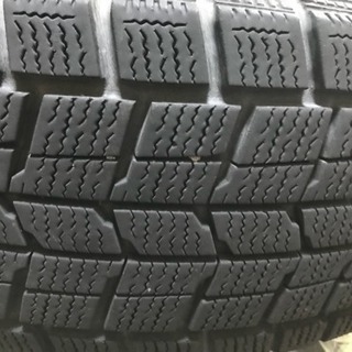 タイヤ15インチ4本です