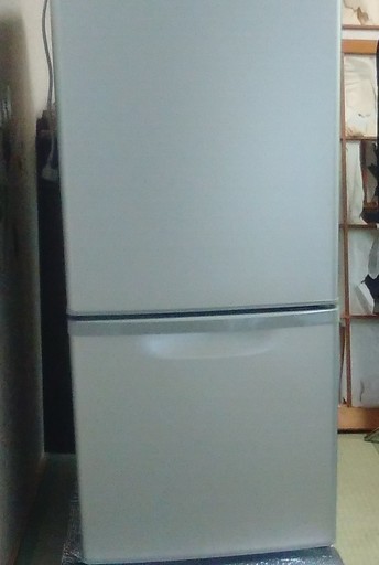 お取り引き中【美品】パナソニック　NR-B147W-S　一人用小型冷蔵庫