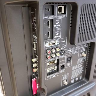 SHARP　32型液晶TV　ブルーレイ付　LC-32DX3　2010年