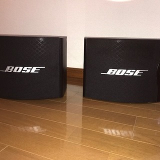 BOSE 301V スピーカーセット(天井取り付け金具付き)の画像