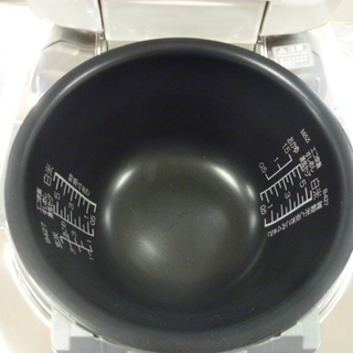 R 中古 ZOJIRUSHI 圧力IH炊飯器 5.5合炊き 極め炊き 極め羽釜 NP-WB10 2015年製