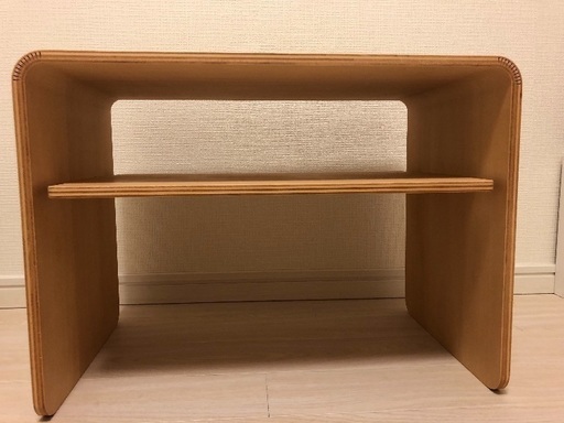 知人 寄稿者 避難 曲げ 木 サイド テーブル lotusstudio.jp