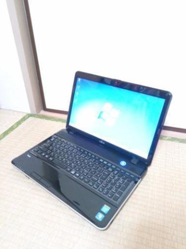 美品　富士通　FUJITSU　ノートパソコン　ＰＣ　無線ＬＡＮ　Wi-Fi　ＤＶＤ