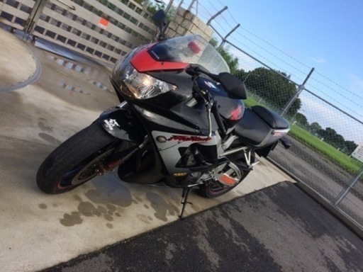 CBR929RR ファイヤーブレード 車検有り 乗って帰れます。 最終値下げ！