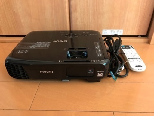 美品！EPSON プロジェクター EH-TW410 ＋ 専用キャリーバッグ