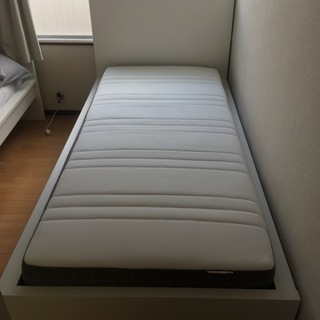 シングルベッド　IKEA MALM ホワイト