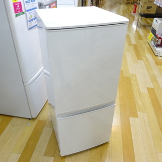 6ヵ月動作保証付 SHARP 2ドア冷蔵庫 137L 2017年製 【トレファク南柏店】
