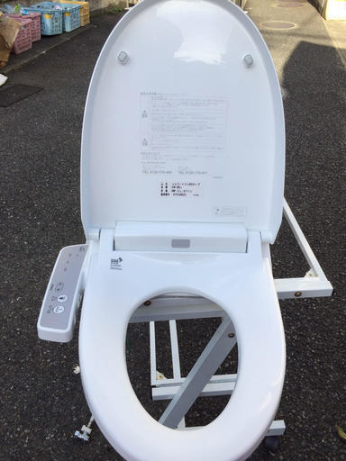 INAX リクシル 温水洗浄便座 シャワートイレ　ウォシュレット　 CW-B51 ピュアホワイト　USED　調布市