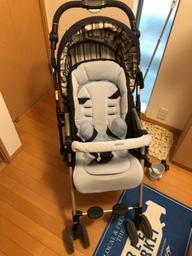 【中古】【枚方】アップリカのベビーカー「ソラリア」