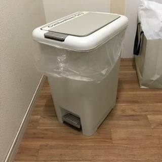 【商談中】ペダル式 ゴミ箱