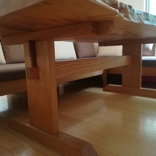 栃の木（とちのき） 一枚板テーブル 無垢 ダイニングテーブル キッチンテーブル 机　脚つき