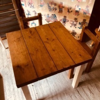 キッズテーブル  対面式  椅子2脚セット