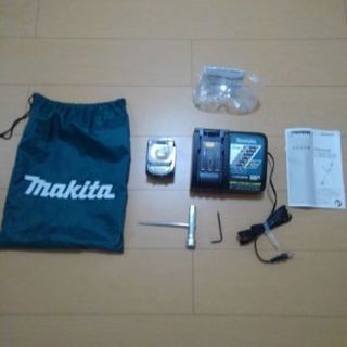 美品　マキタ　充電式草刈機　MUR142UD