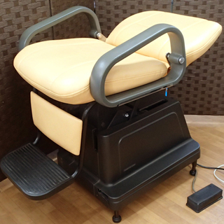 シャンプーチェア 定価138000円 張り替え済み シャンプーチェア 定価138000円 張り替え済み その他