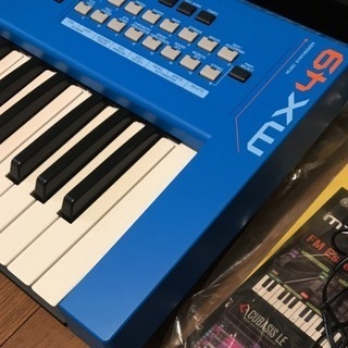 新品同様 生産終了商品 YANAHA ヤマハ MX49 BU シンセサイザー