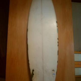 ショートボード 6’3  6’5   2枚まとめてお譲りします。