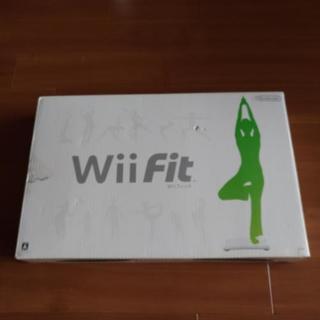 Wii Fit 新品未開封 外箱難あり