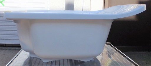 赤ちゃん本舗 ベビーバス 新生児の赤ちゃんを入れるお風呂 かわいいくまさん ロボコン 港南台のベビー用品 お風呂 用品 の中古あげます 譲ります ジモティーで不用品の処分
